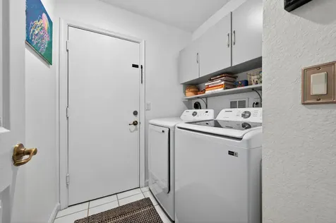 6311 Sandy Bank Terrace Riviera Beach FL 33407