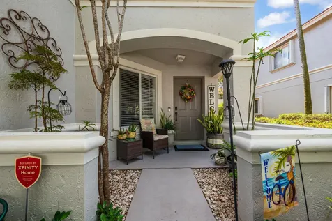 6311 Sandy Bank Terrace Riviera Beach FL 33407