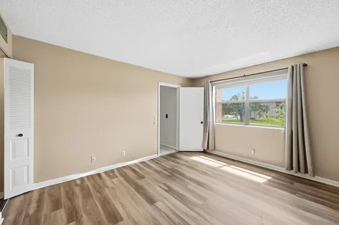 10434 Sunrise Lakes Boulevard Sunrise FL 33322