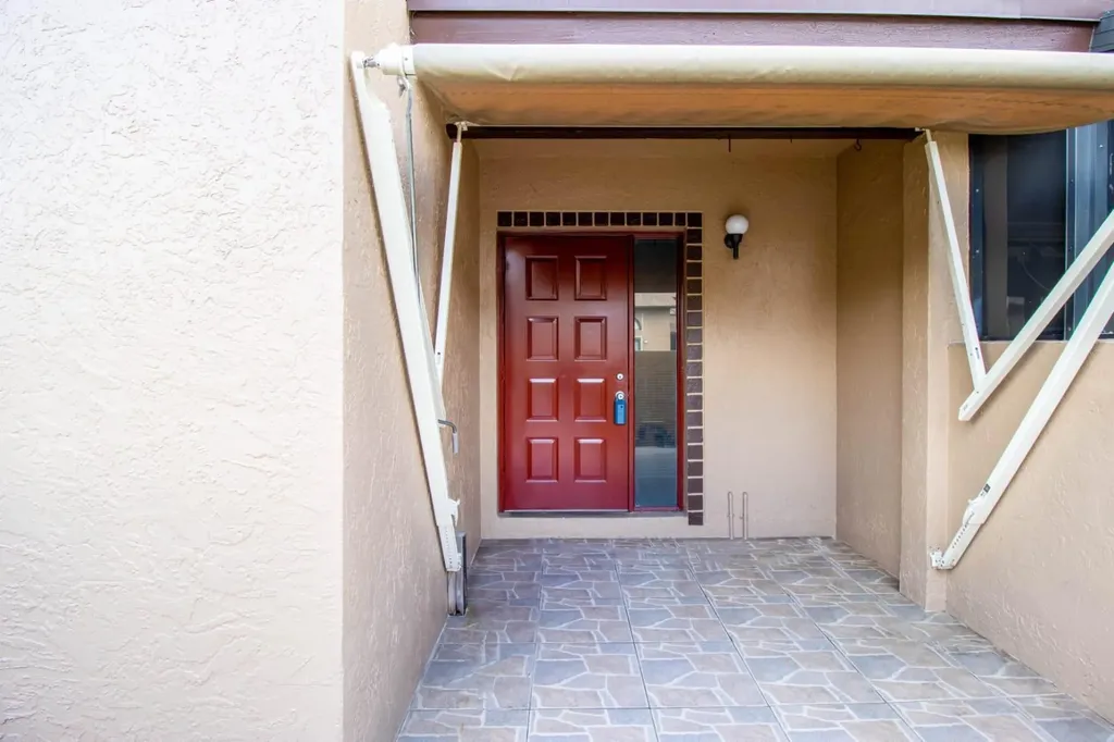 2358 NW 37th Avenue Coconut Creek FL 33066