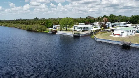 7902 SE 95th Trail Okeechobee FL 34974