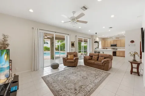 648 SW 168th Terrace Pembroke Pines FL 33027