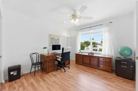 648 SW 168th Terrace Pembroke Pines FL 33027