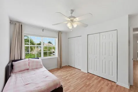 648 SW 168th Terrace Pembroke Pines FL 33027