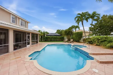 648 SW 168th Terrace Pembroke Pines FL 33027