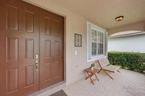648 SW 168th Terrace Pembroke Pines FL 33027