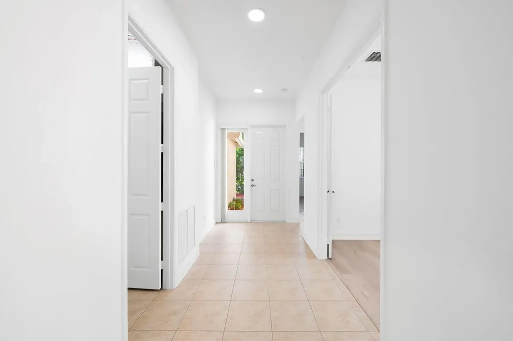 6843 Montrose Way Boynton Beach FL 33437