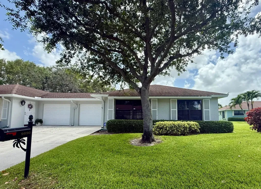 9890 Pecan Tree Drive Boynton Beach FL 33436