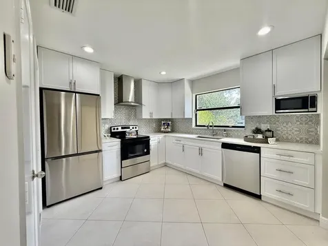 9890 Pecan Tree Drive Boynton Beach FL 33436
