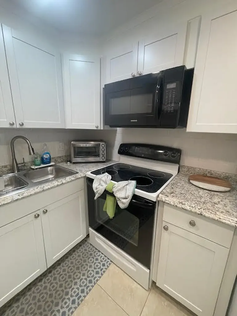 51 Tilford C Deerfield Beach FL 33442