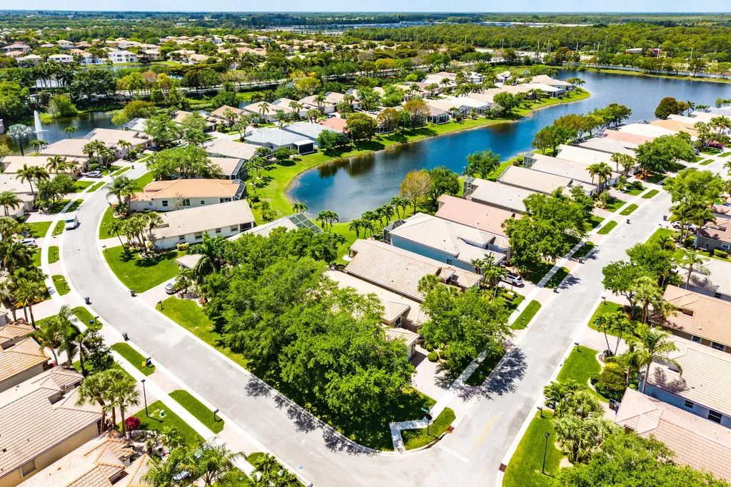 9740 Donato Way Lake Worth FL 33467