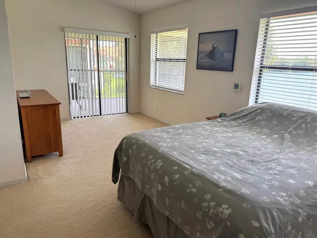 302 Liberty Court Deerfield Beach FL 33442