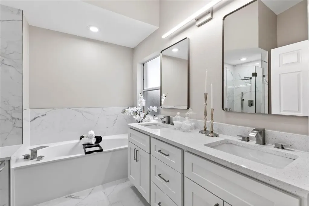 1033 W Siena Oaks Circle Circle W Palm Beach Gardens FL 33410