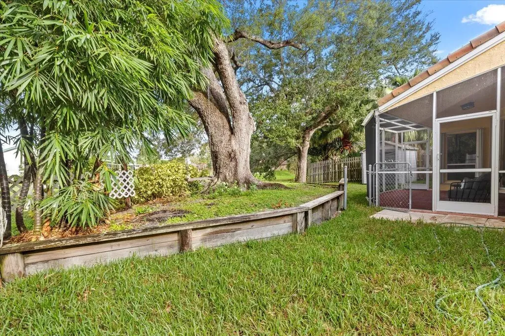 1033 W Siena Oaks Circle Circle W Palm Beach Gardens FL 33410