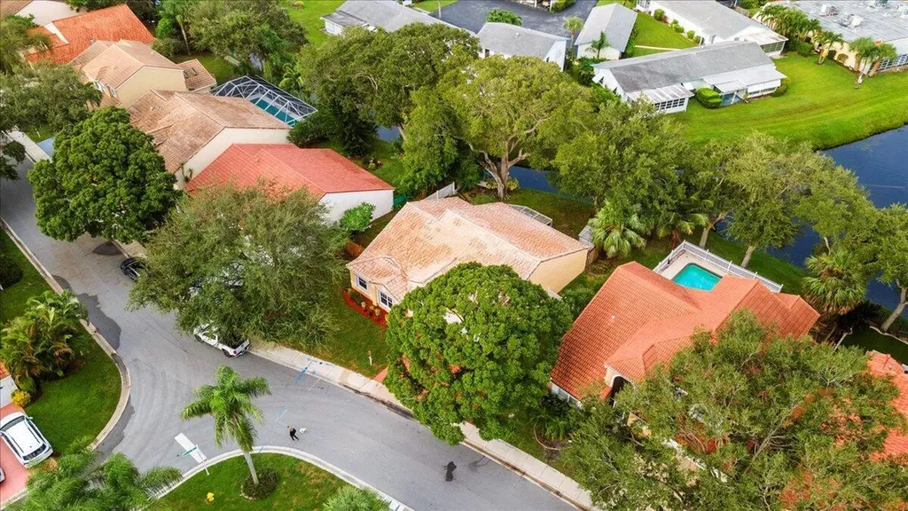 1033 W Siena Oaks Circle Circle W Palm Beach Gardens FL 33410