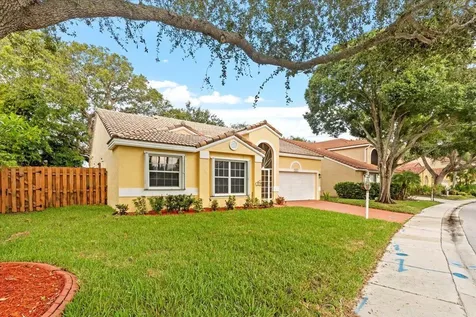 1033 W Siena Oaks Circle Circle W Palm Beach Gardens FL 33410