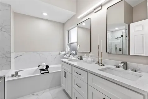 1033 W Siena Oaks Circle Circle W Palm Beach Gardens FL 33410