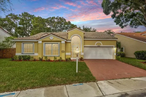 1033 W Siena Oaks Circle Circle W Palm Beach Gardens FL 33410