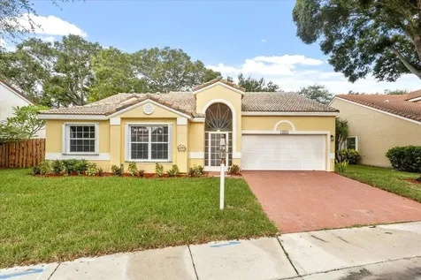 1033 W Siena Oaks Circle Circle W Palm Beach Gardens FL 33410
