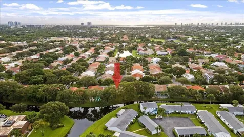 1033 W Siena Oaks Circle Circle W Palm Beach Gardens FL 33410