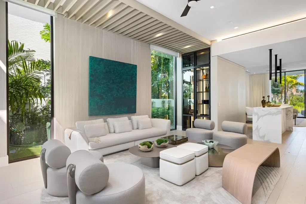 2415 Casas De Marbella Drive Palm Beach Gardens FL 33410