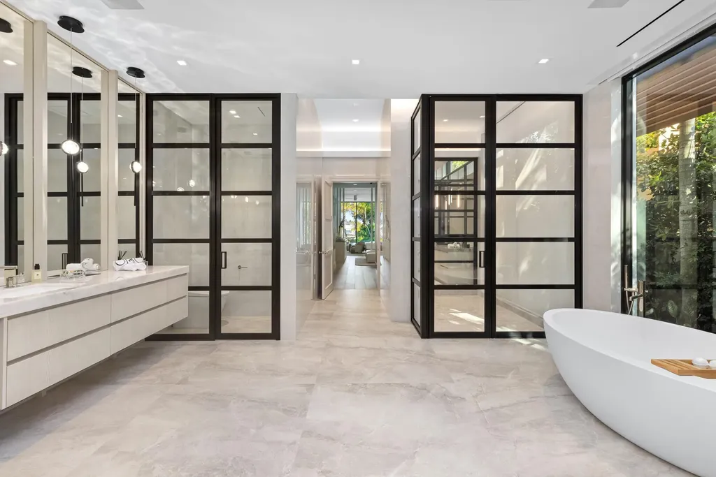 2415 Casas De Marbella Drive Palm Beach Gardens FL 33410