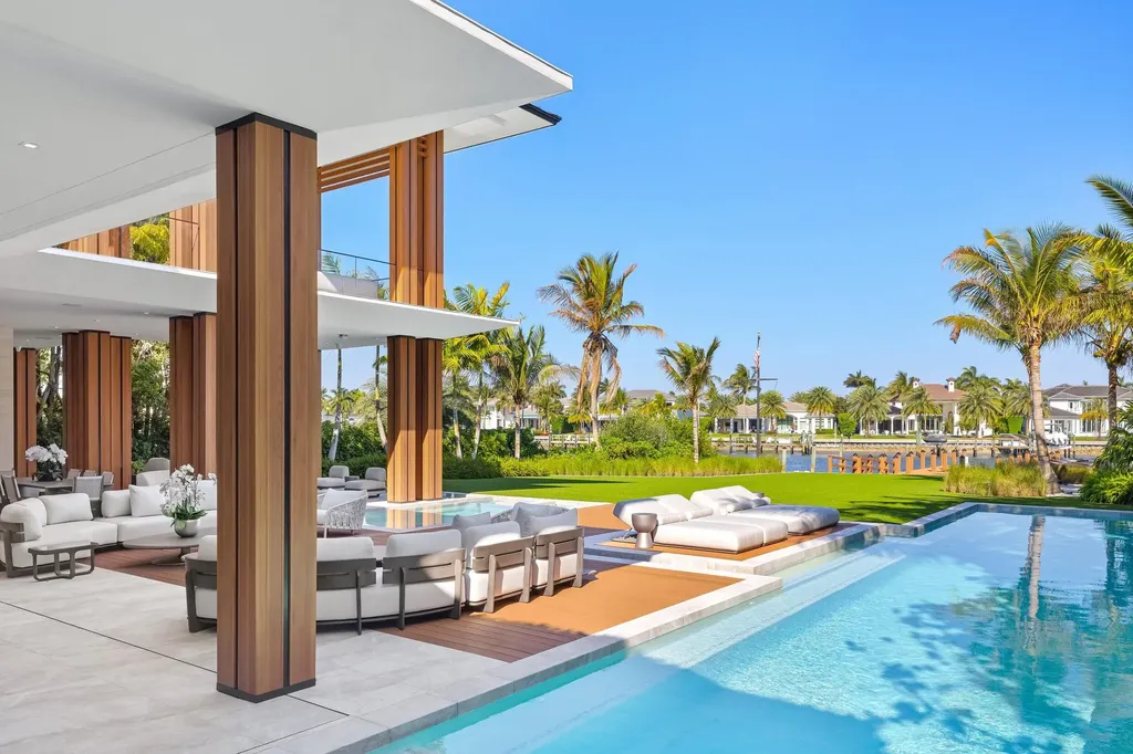2415 Casas De Marbella Drive Palm Beach Gardens FL 33410