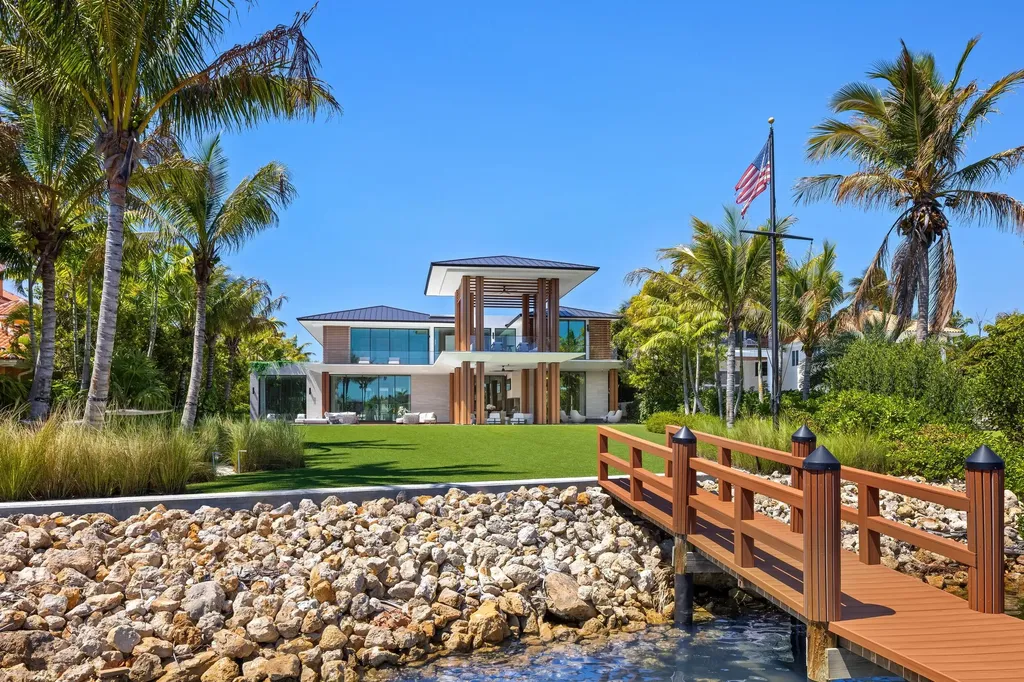 2415 Casas De Marbella Drive Palm Beach Gardens FL 33410