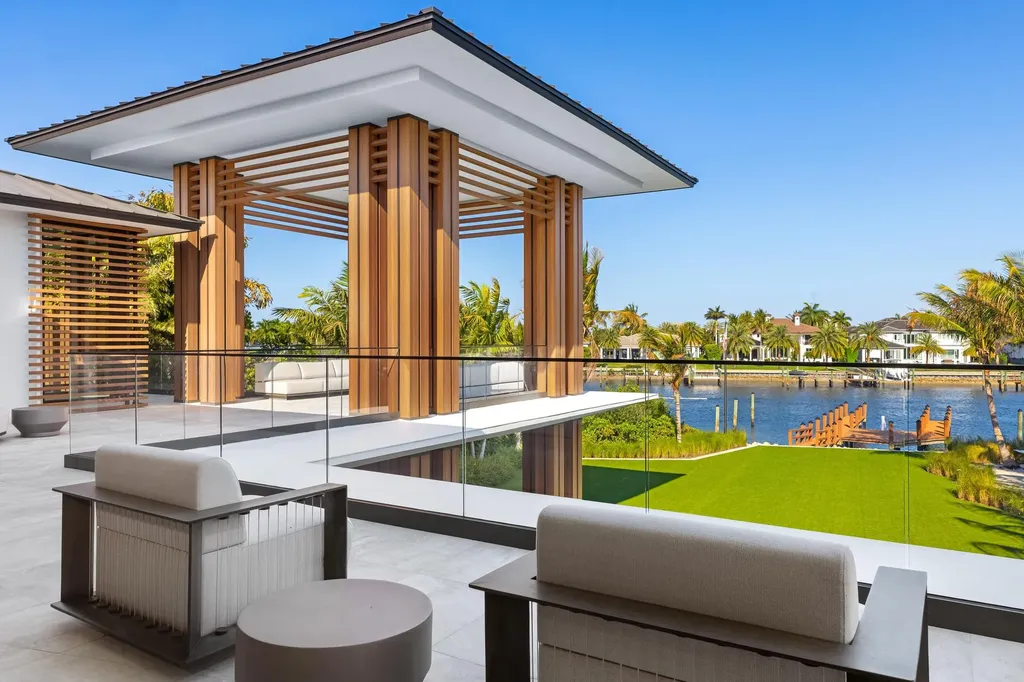 2415 Casas De Marbella Drive Palm Beach Gardens FL 33410