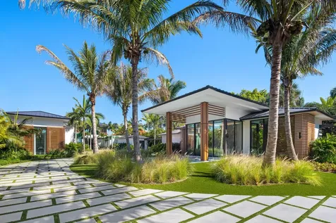 2415 Casas De Marbella Drive Palm Beach Gardens FL 33410