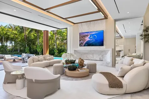2415 Casas De Marbella Drive Palm Beach Gardens FL 33410