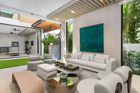 2415 Casas De Marbella Drive Palm Beach Gardens FL 33410