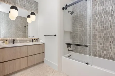 2415 Casas De Marbella Drive Palm Beach Gardens FL 33410