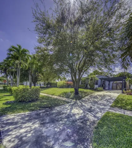 1328 Lake Victoria Drive Lake Worth Beach FL 33461