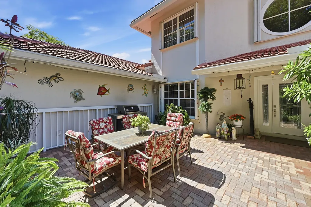 4115 Carriage Drive Pompano Beach FL 33069