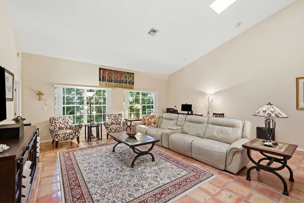 4115 Carriage Drive Pompano Beach FL 33069