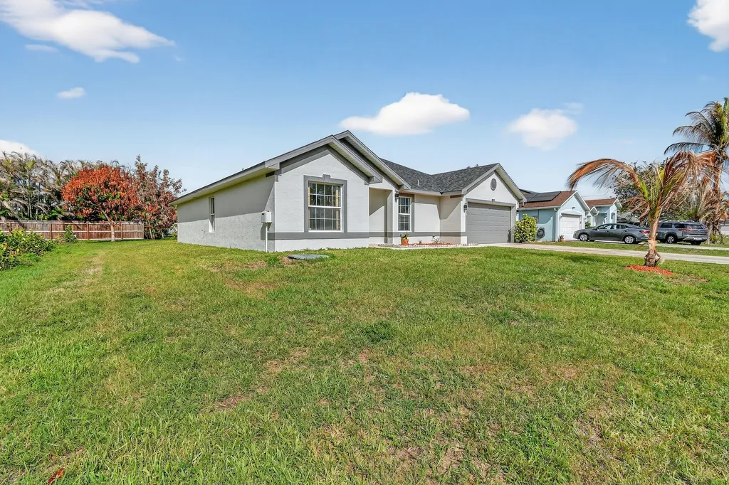 1714 SE Aneci Street Port St Lucie FL 34983