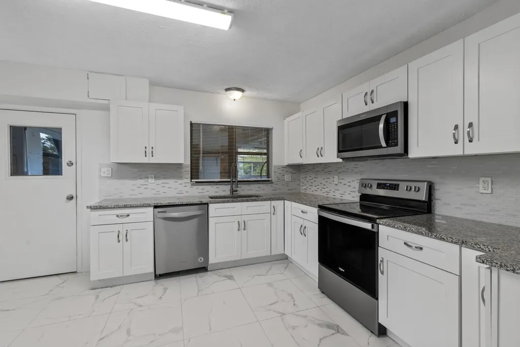 1412 Bayshore Drive Fort Pierce FL 34949