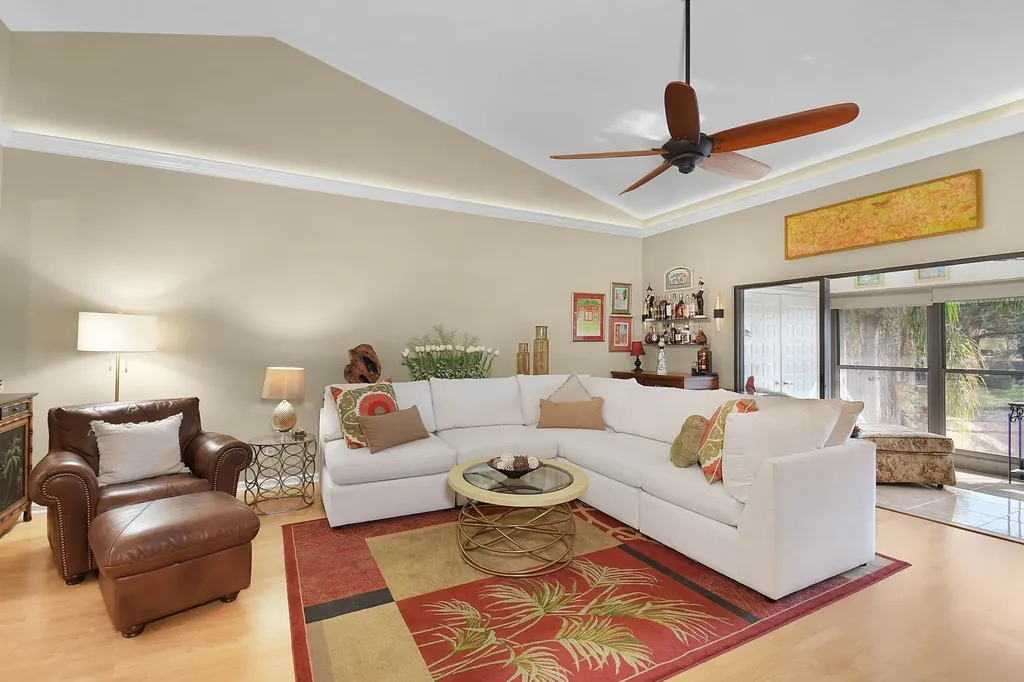 6040 SE Martinique Drive Stuart FL 34997