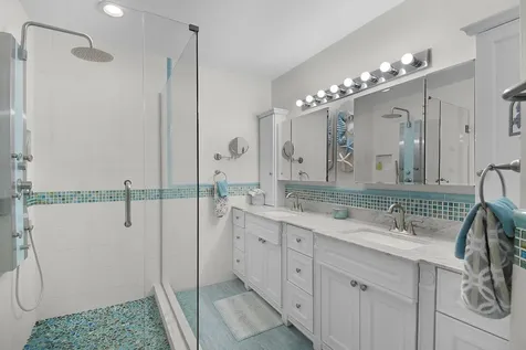 6040 SE Martinique Drive Stuart FL 34997