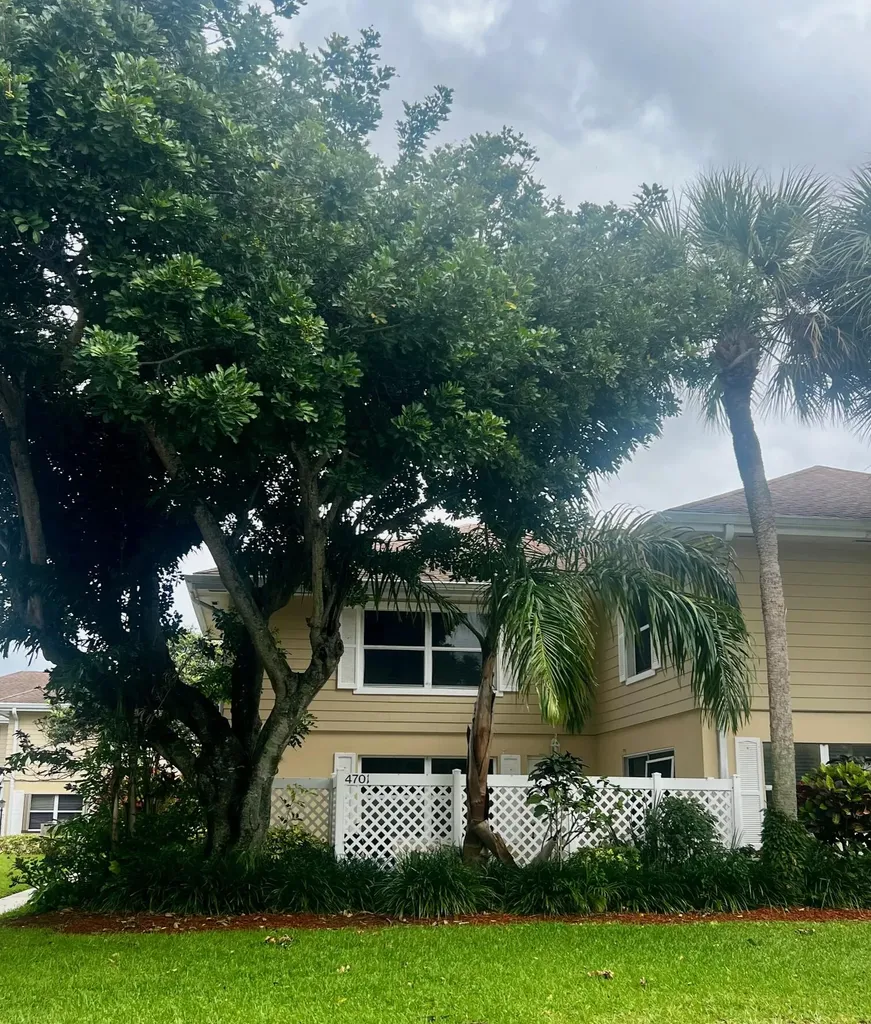 4701 Roxbury Court Boynton Beach FL 33436