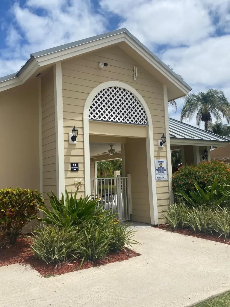 4701 Roxbury Court Boynton Beach FL 33436