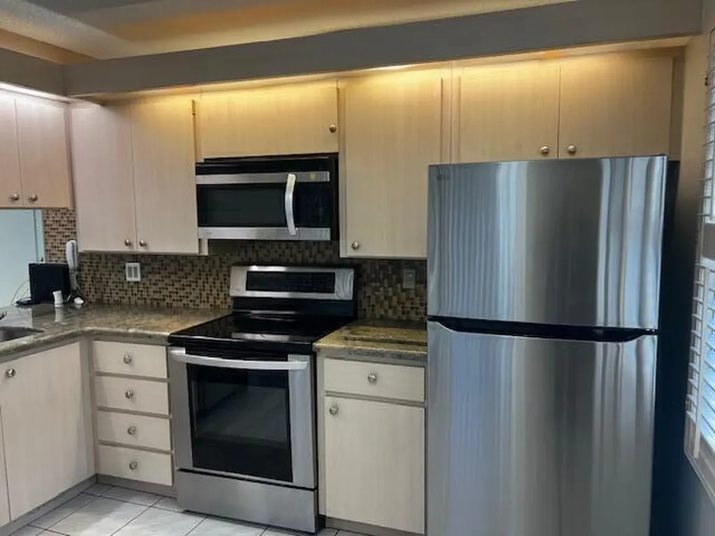 4701 Roxbury Court Boynton Beach FL 33436