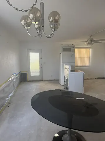 251 Flanders F Delray Beach FL 33484