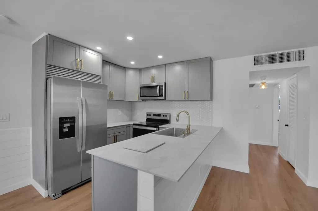 5203 NE 24th Terrace Fort Lauderdale FL 33308