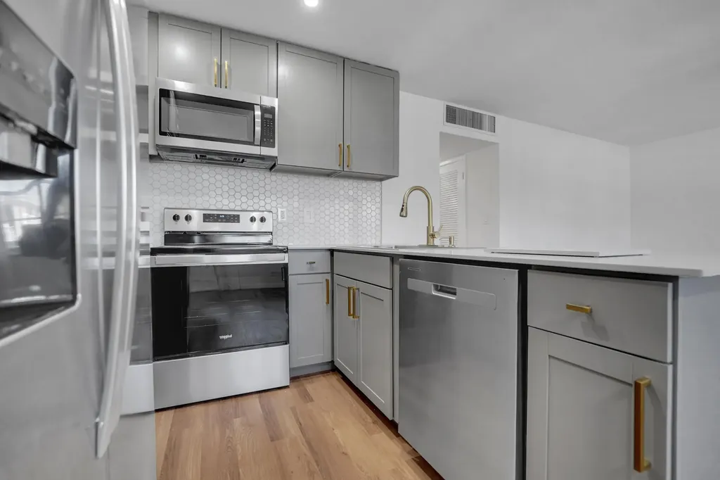 5203 NE 24th Terrace Fort Lauderdale FL 33308