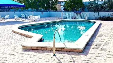 7300 Wayne Avenue Miami Beach FL 33141