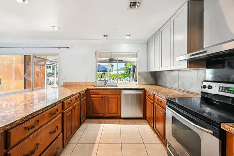 605 Inlet Road North Palm Beach FL 33408