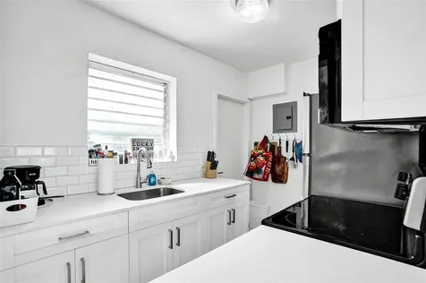 4313 Seagrape Drive Lauderdale By The Sea FL 33308