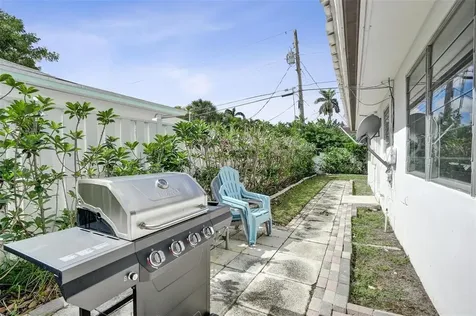 4313 Seagrape Drive Lauderdale By The Sea FL 33308